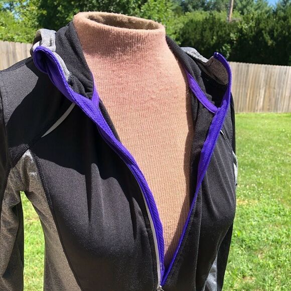 MONDETTA half zip hooded pullover - Picture 8 of 10